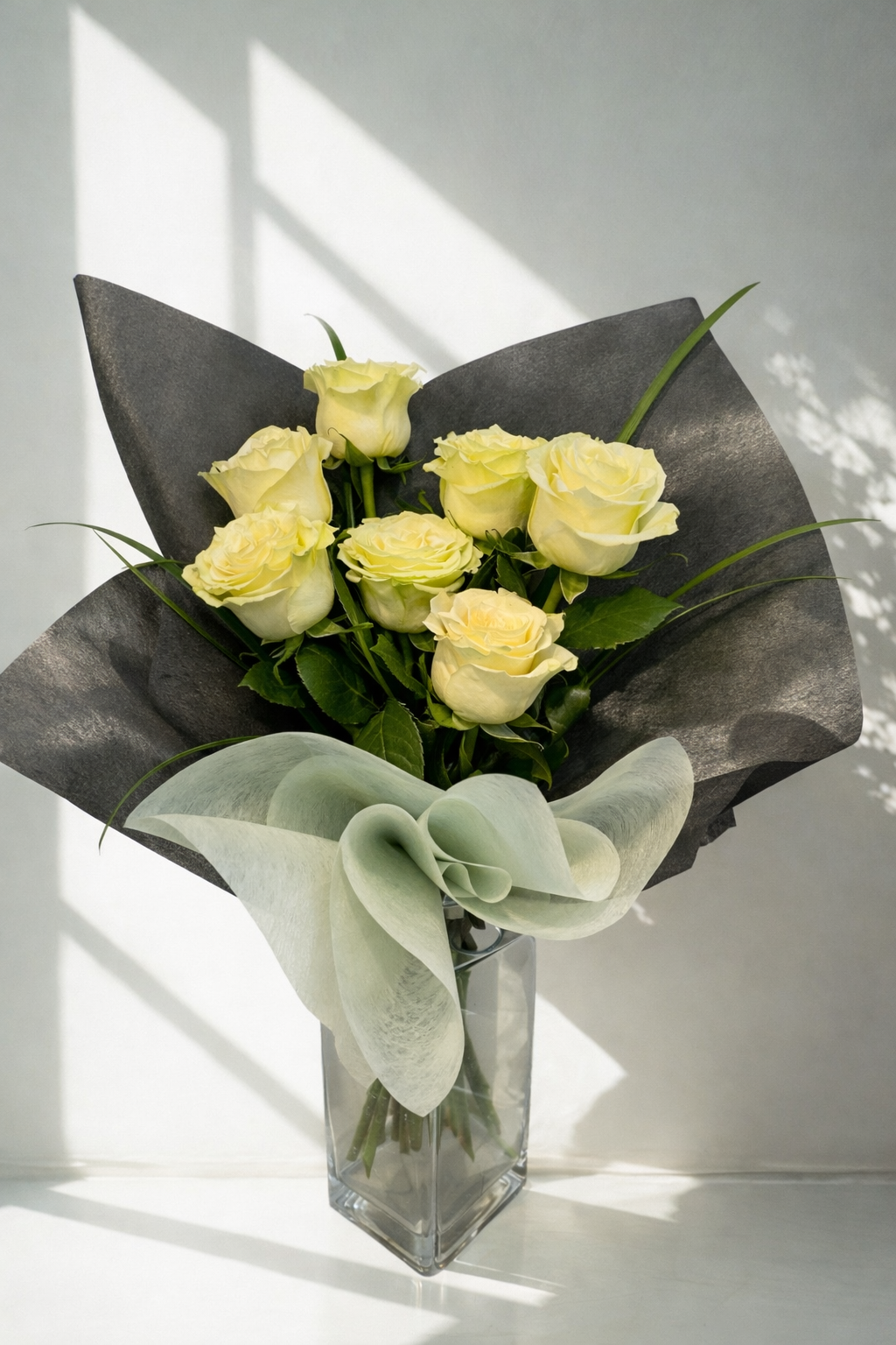 7 White roses